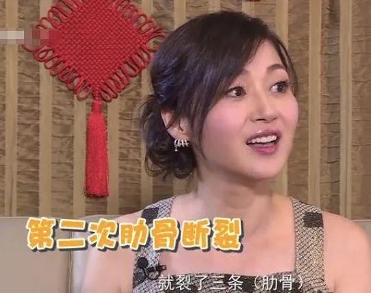 鍚曢璐ょ殑鍒濇亱,鍒濇亱鍚曢璐や竾缁洴