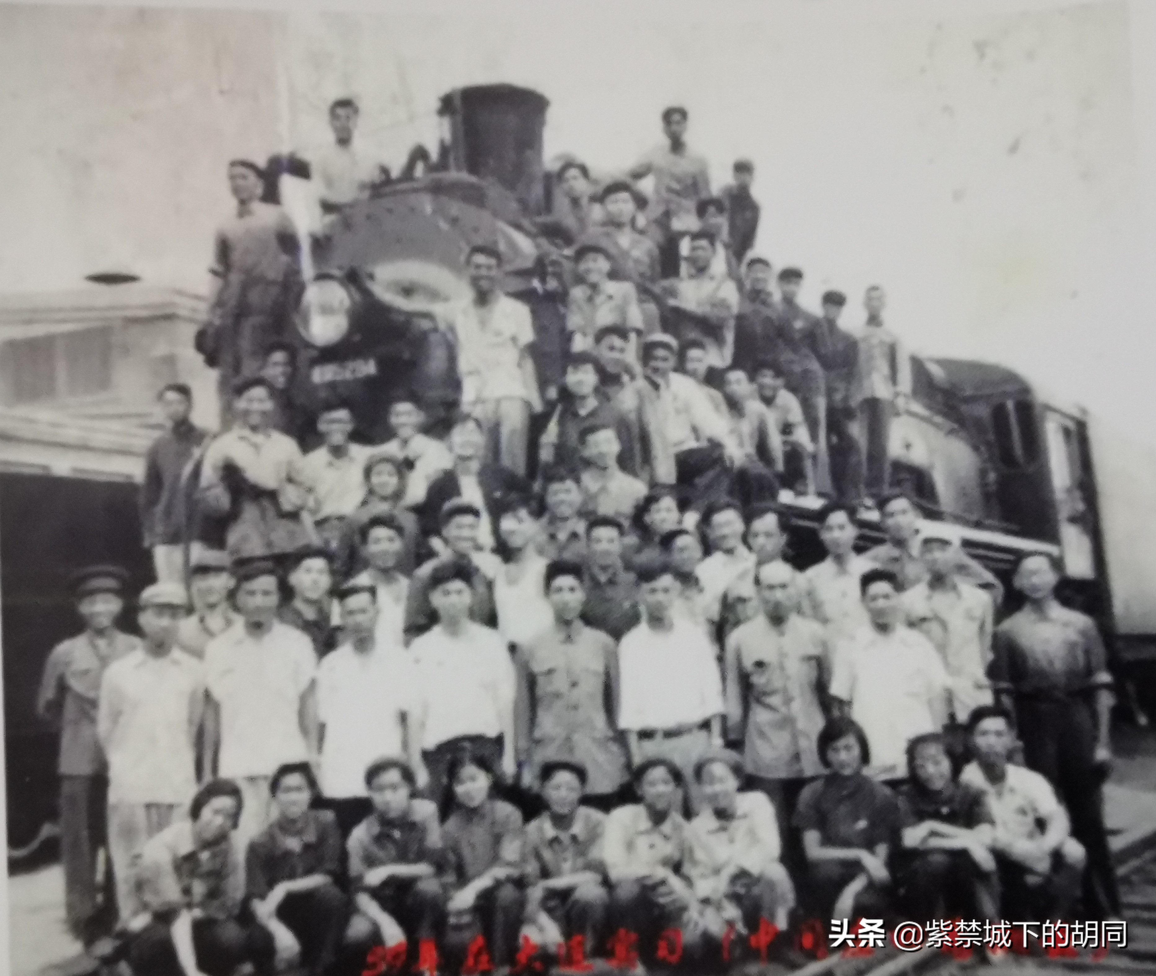 一篇*今条头日**文章，惊喜见到阿拉善王府的“格格”