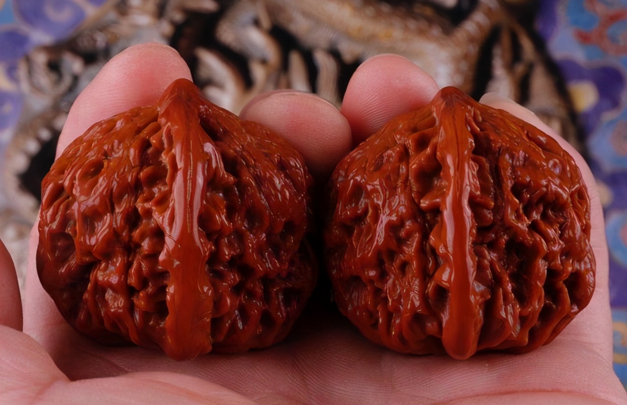 文玩核桃有色差怎么追色,文玩核桃怎么盘才是好