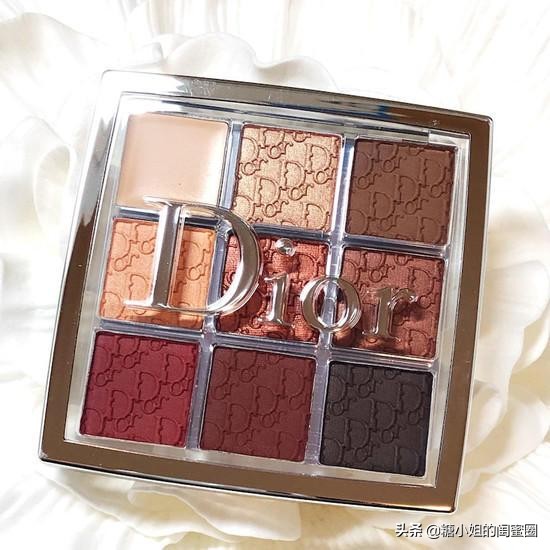 初学化妆应该用什么样的眼影,眼影在化妆中重要吗