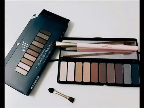 国产运动鞋哪个比较好,现在国产运动鞋哪个比较好