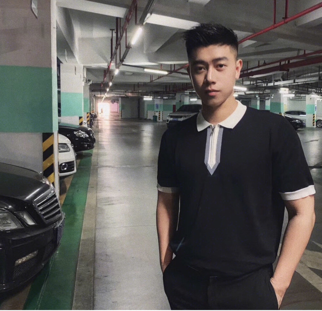 潮流男生t恤衫,男生潮流穿搭夏天高级感t恤