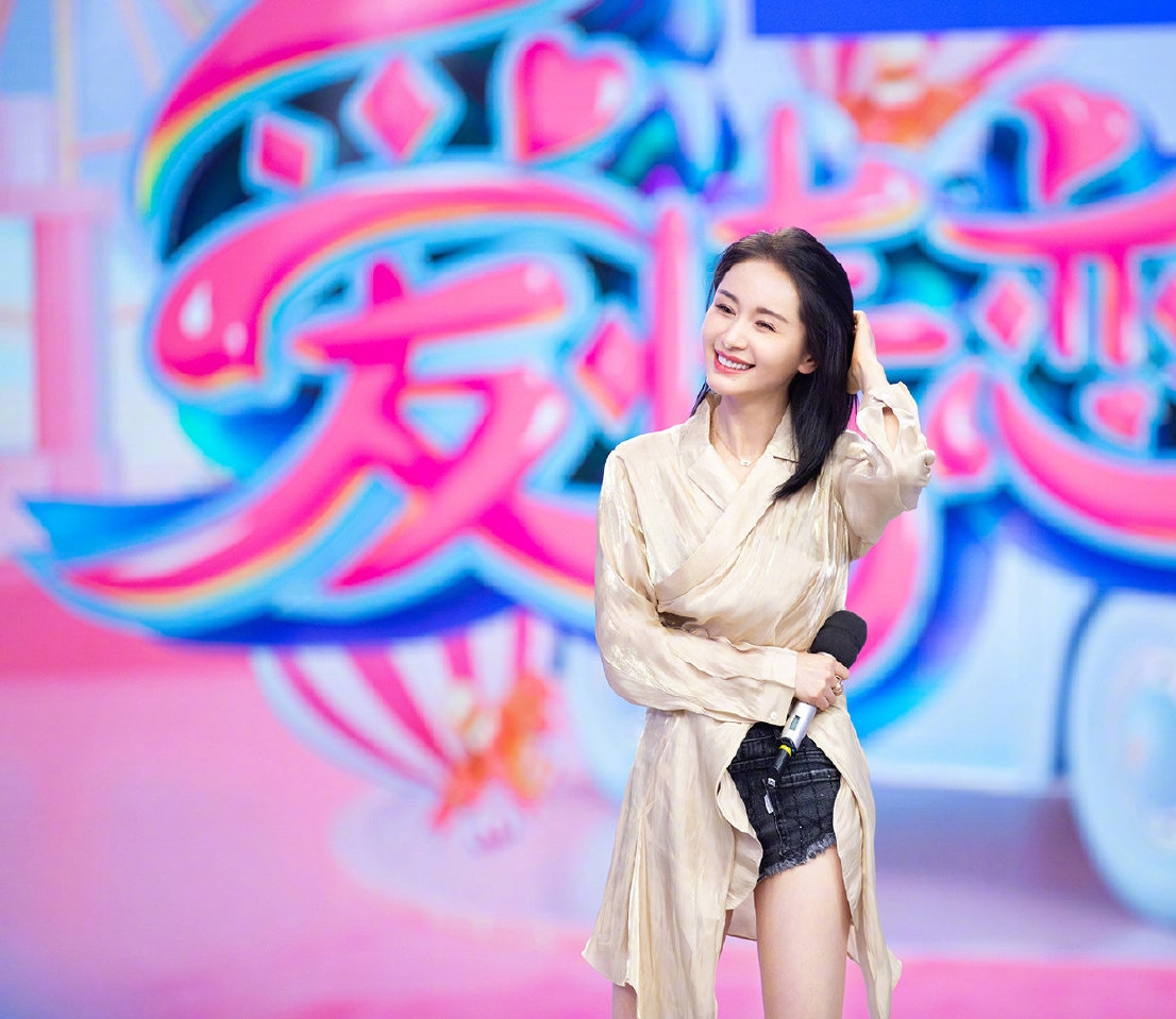 王子文穿衣太高级,王子文个子小容貌拔尖