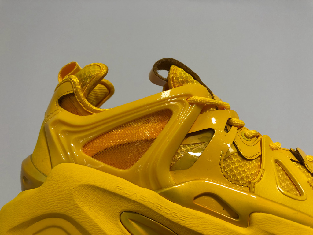 安踏最新款的鞋是什么鞋,安踏2023年新品鞋多少钱