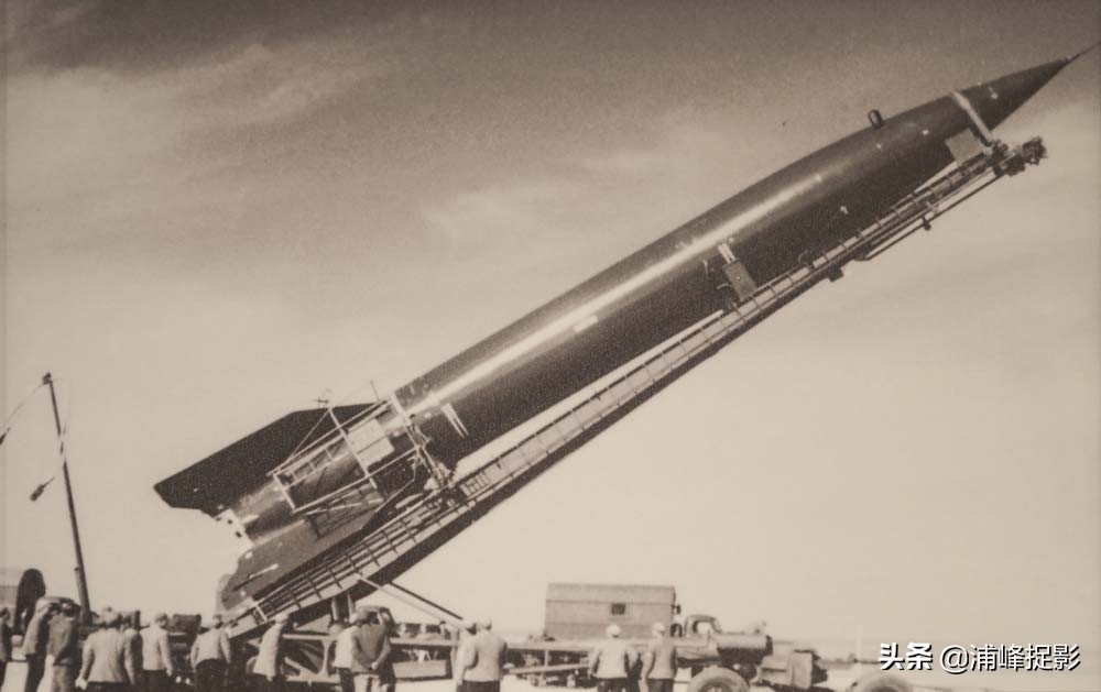 “两弹一星”揭秘激情岁月，第一个弹是什么，几乎无人回答正确