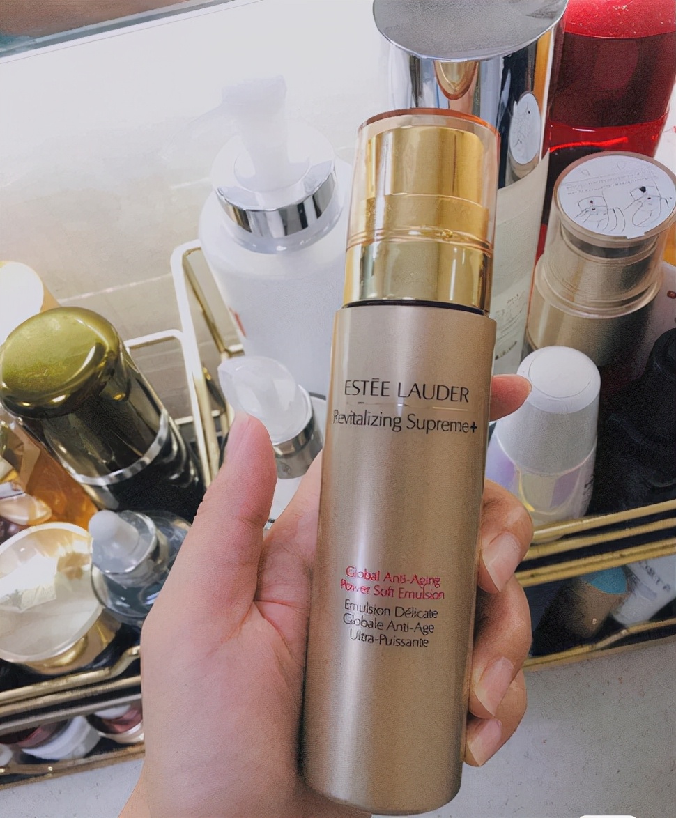 清爽不油腻改善脸黄的乳液,什么乳液可以提亮皮肤保湿