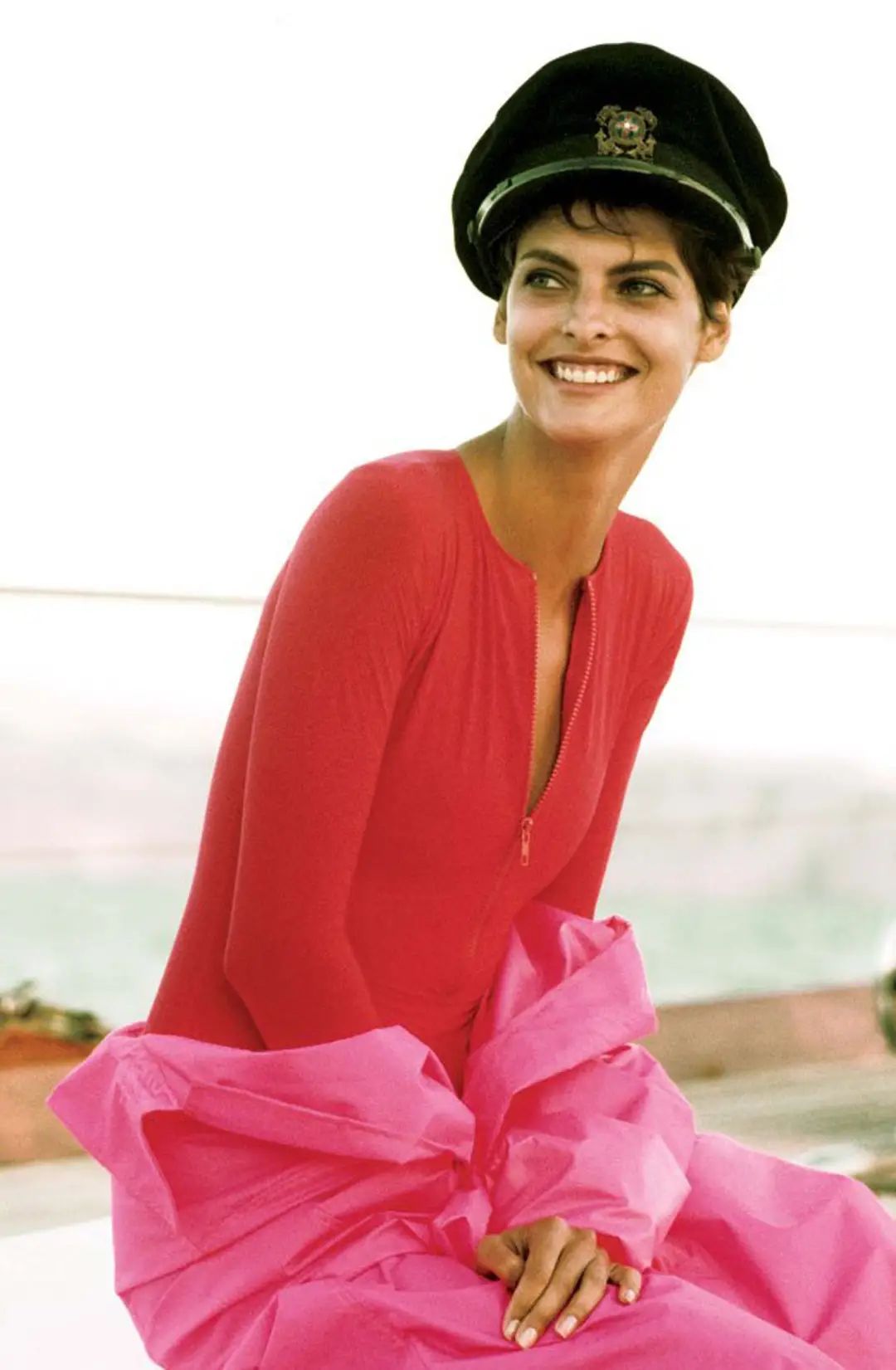 那个曾经没有10000美金不起床的超模,被医美毁容了