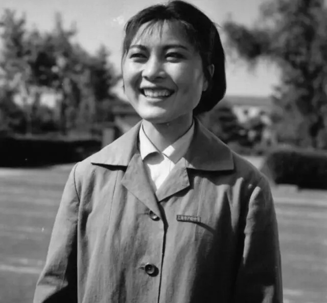 老电影小小足球队,六十年代老电影小飞虎队