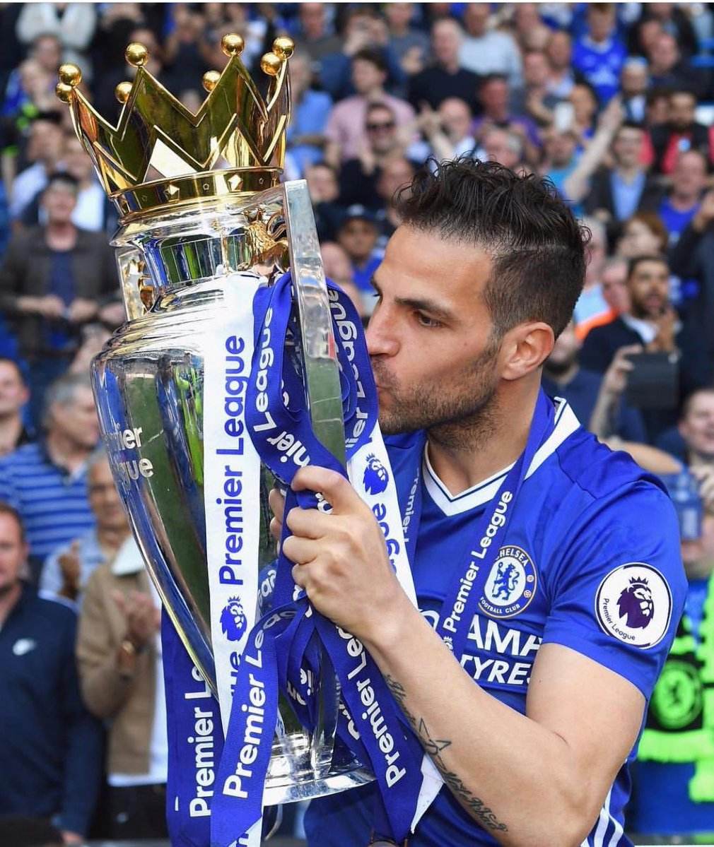 从队长到叛徒,16岁成名的他获得过无数的荣誉,却换不来一句原谅