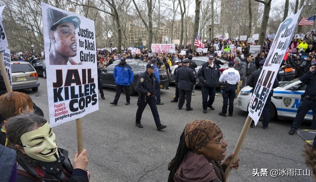 心怀希望,无畏前行,美国前总统奥巴马,明君还是庸主