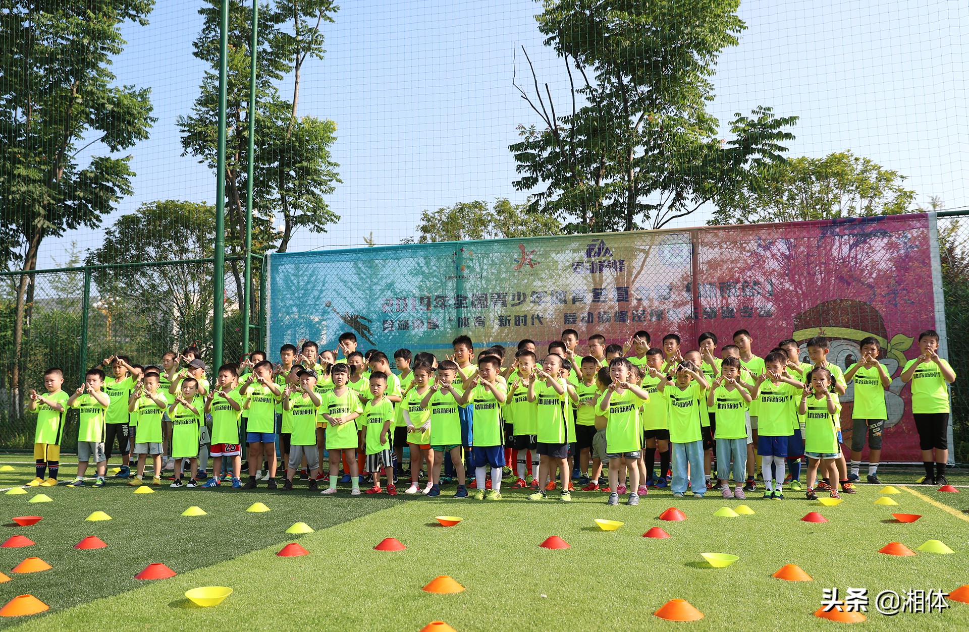 外教来学校的活动,外教足球冬令营