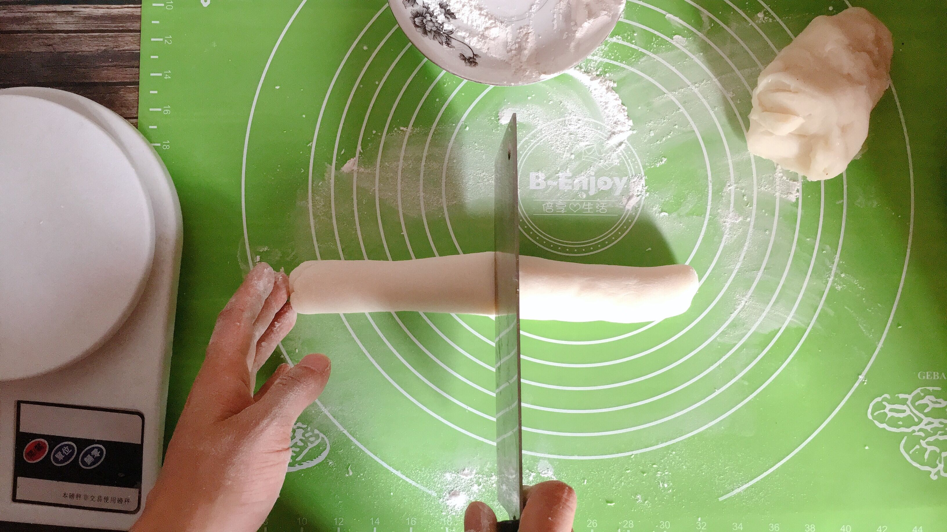 家庭版白胖子的做法,白胖胖的面食怎么做