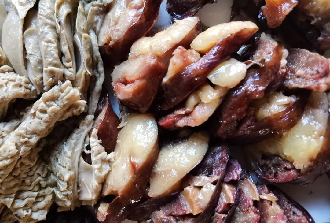 美丽伊犁简介,美丽新疆伊犁