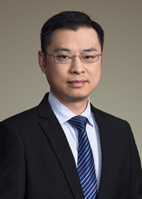 学生与老师之间是平等的,学生和老师应该是怎样的关系