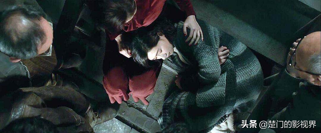 七个人被关进疯人院,7个人被关入精神病院