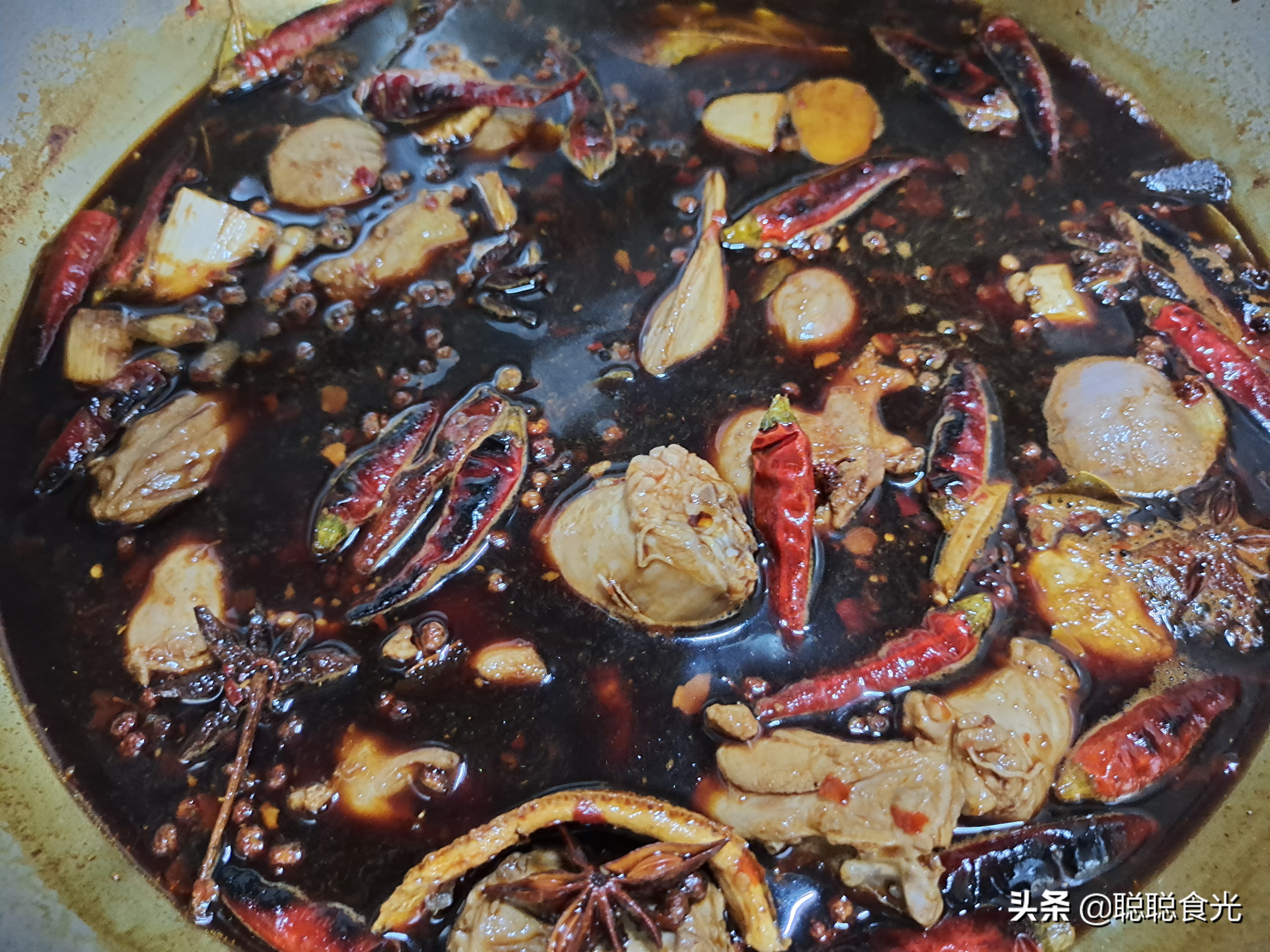 原味鸭脖怎么卤成麻辣的,教你制作麻辣鸭脖的方法