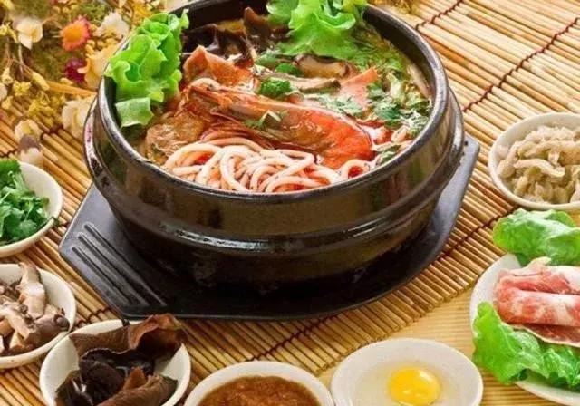 云南过桥米线元气米浆做法,云南蒙自过桥米线正宗做法