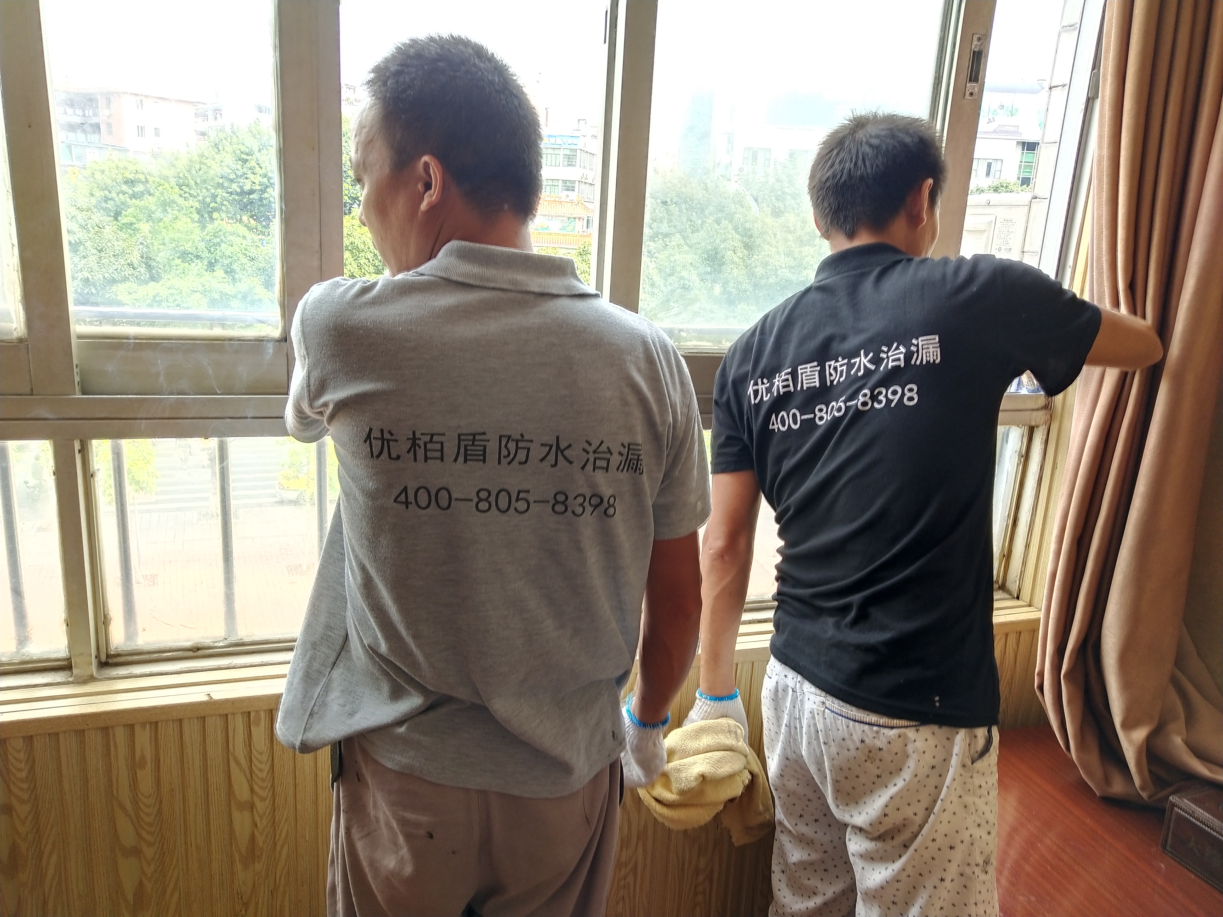 房屋漏水邻居纠纷答辩状,房屋漏水纠纷怎么处理