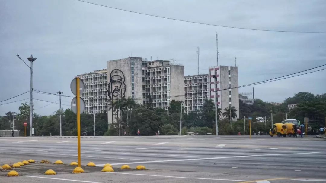 美国西海岸(碰撞)古巴哈瓦那