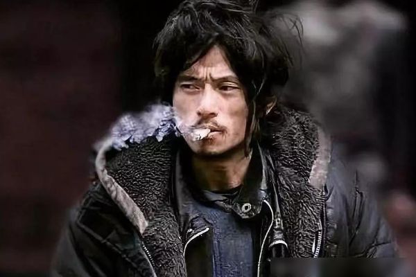 5个因网络而爆红的普通人，有人敛财手段恶劣，有人成为励志女王