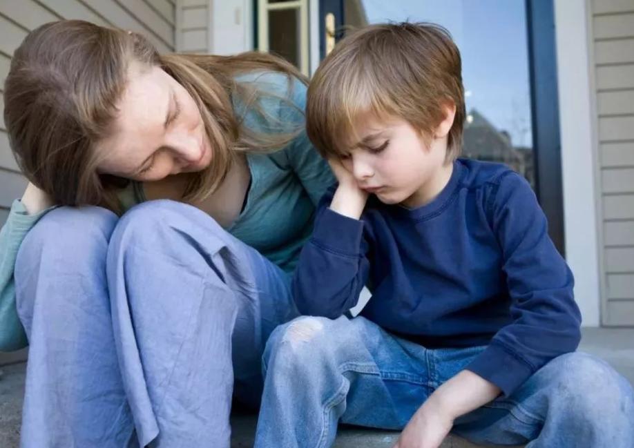 1000多万的玩具被熊孩子搞坏了,一群熊孩子的杰作