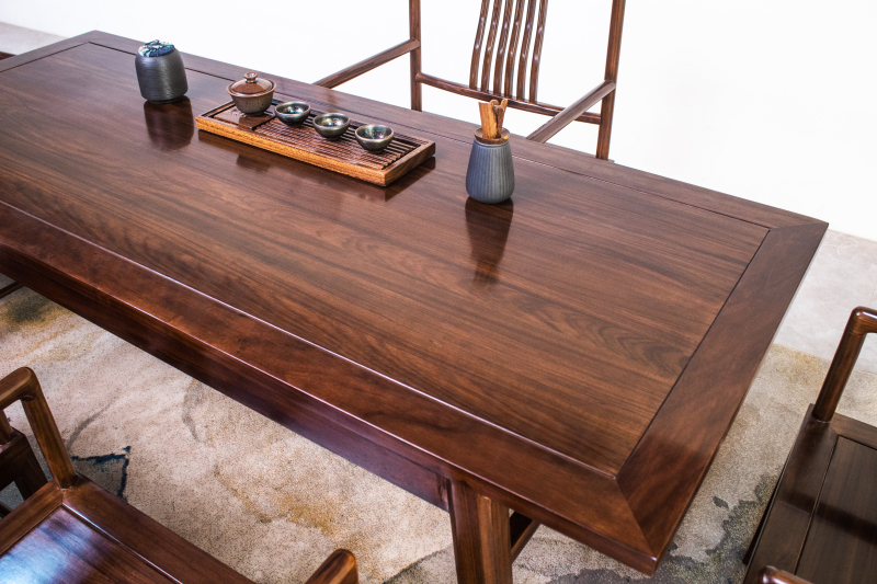 人生的“启程”是什么,在家中实木家具茶桌椅与你一起