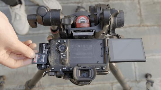 天梭雷克沙闪迪,照相机内存卡选闪迪还是天硕