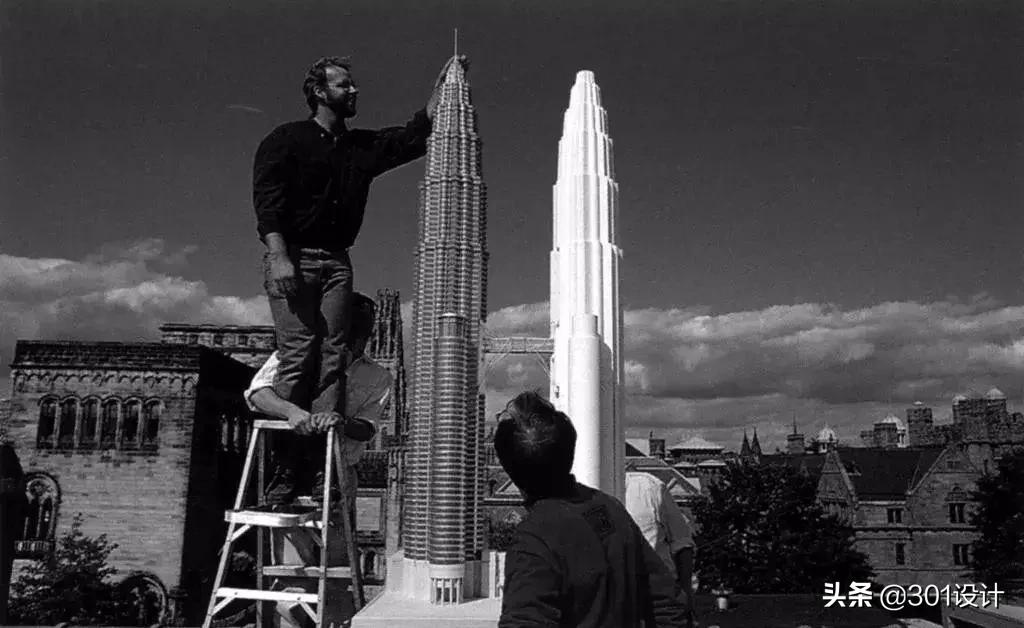 涓栫晫钁楀悕寤虹瓚澶у笀,鑷存暚澶у笀杩堝皵鏂埓缁存柉