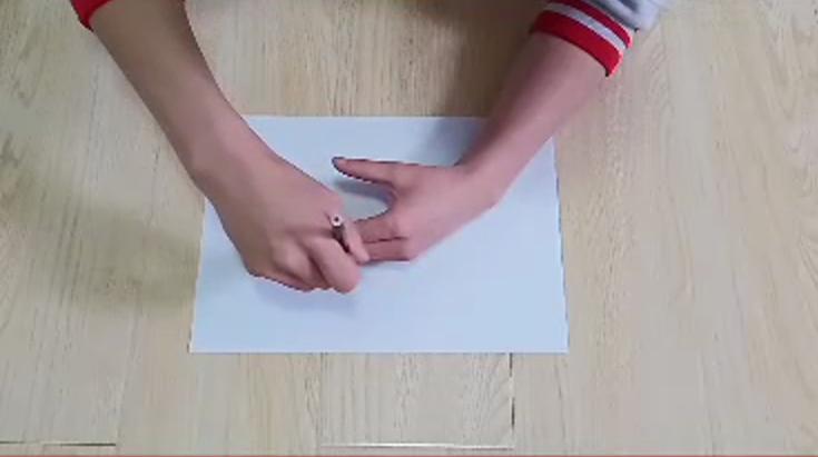 三笔画恐龙棘龙怎么画,怎么样画恐龙画得又简单又好看