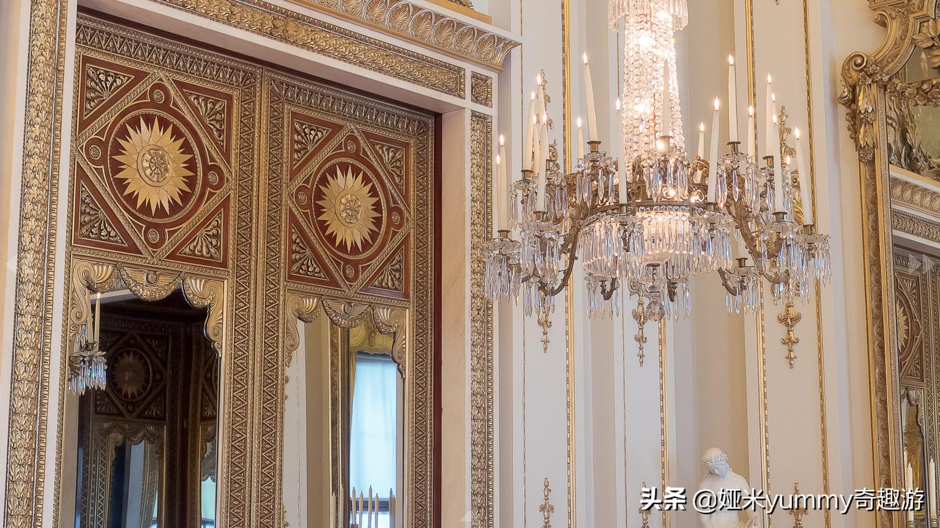 白金汉宫是女王的宫殿吗,伊丽莎白二世白金汉宫阳台