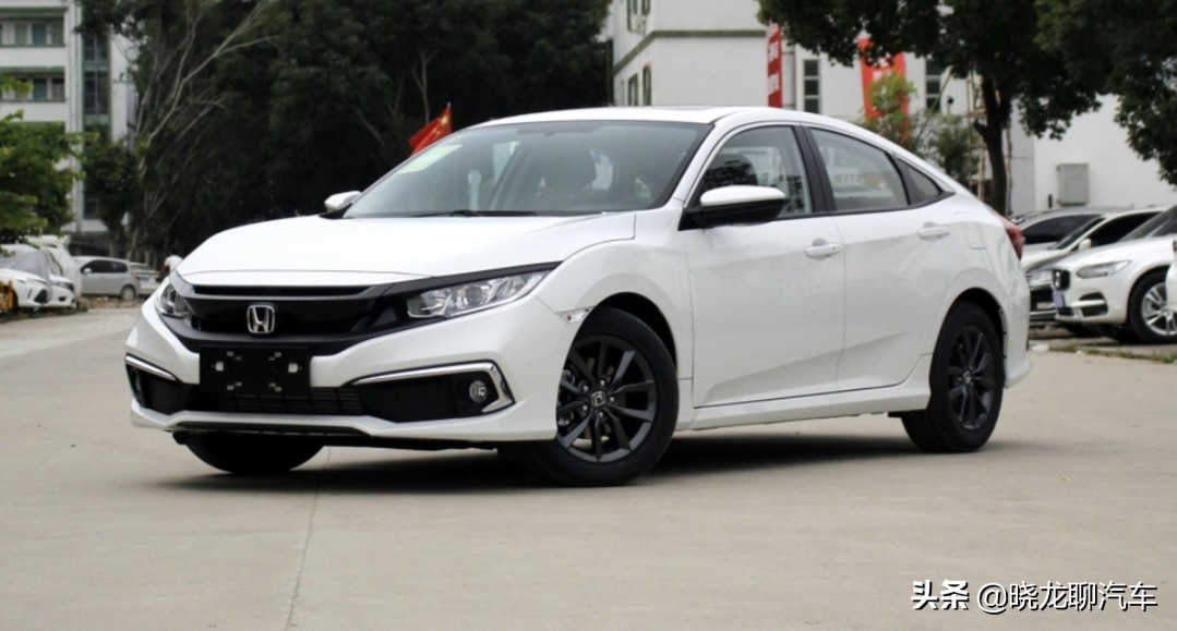 15.6万提了本田思域，开了半年后，车主：我只想说五个字