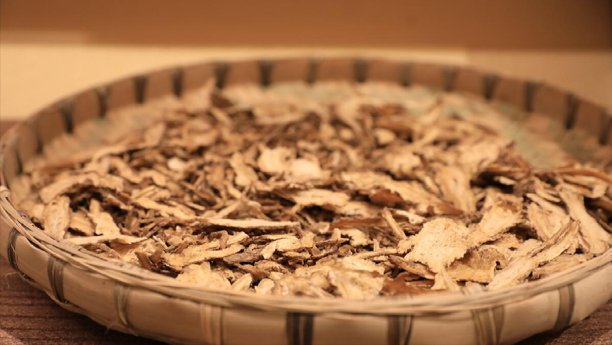 啤酒肚是脾胃虚寒还是脾虚湿盛,喝啤酒拉肚子中医怎么调养