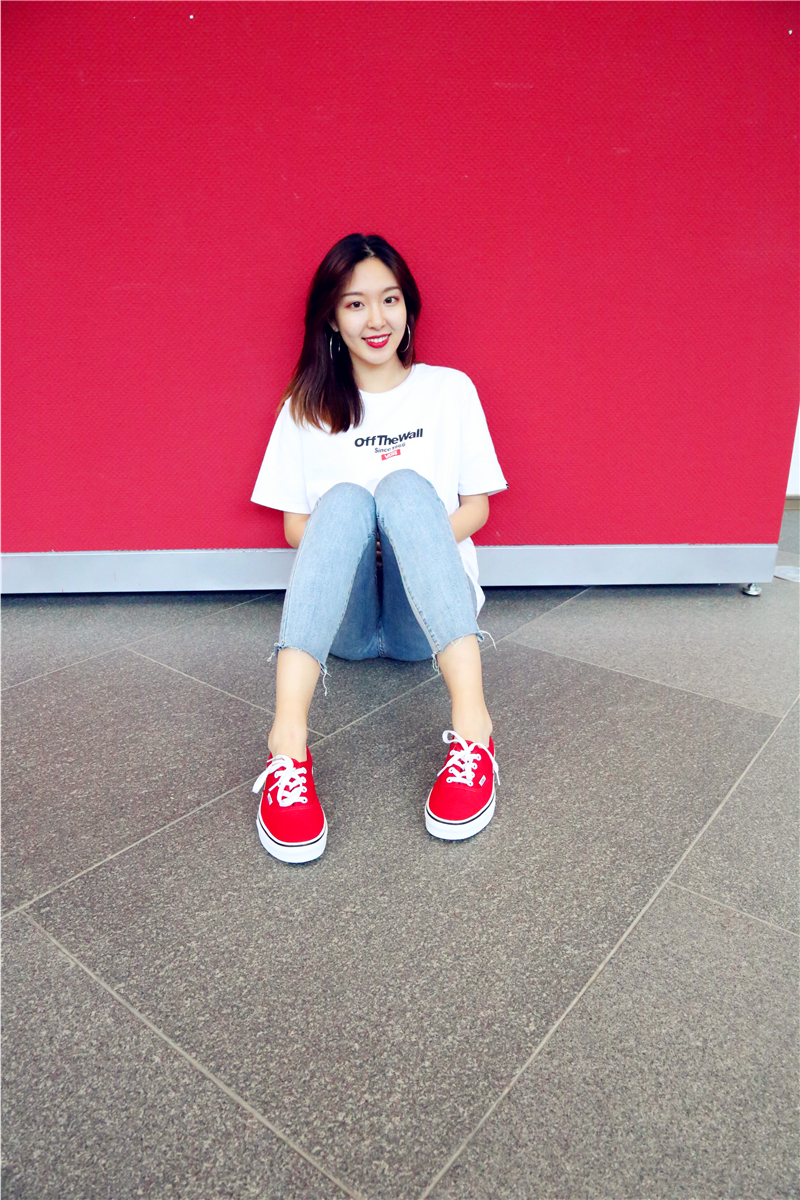 不买就后悔的新品,vans小草莓偏码