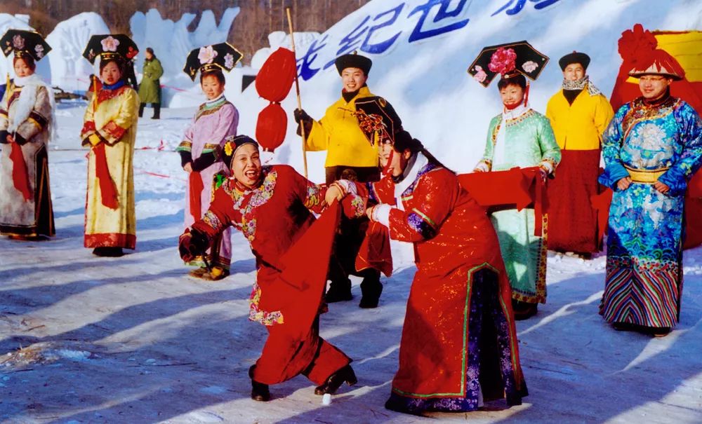 亲爱的黑龙江游客，开往吉林的G48次列车即将启程……