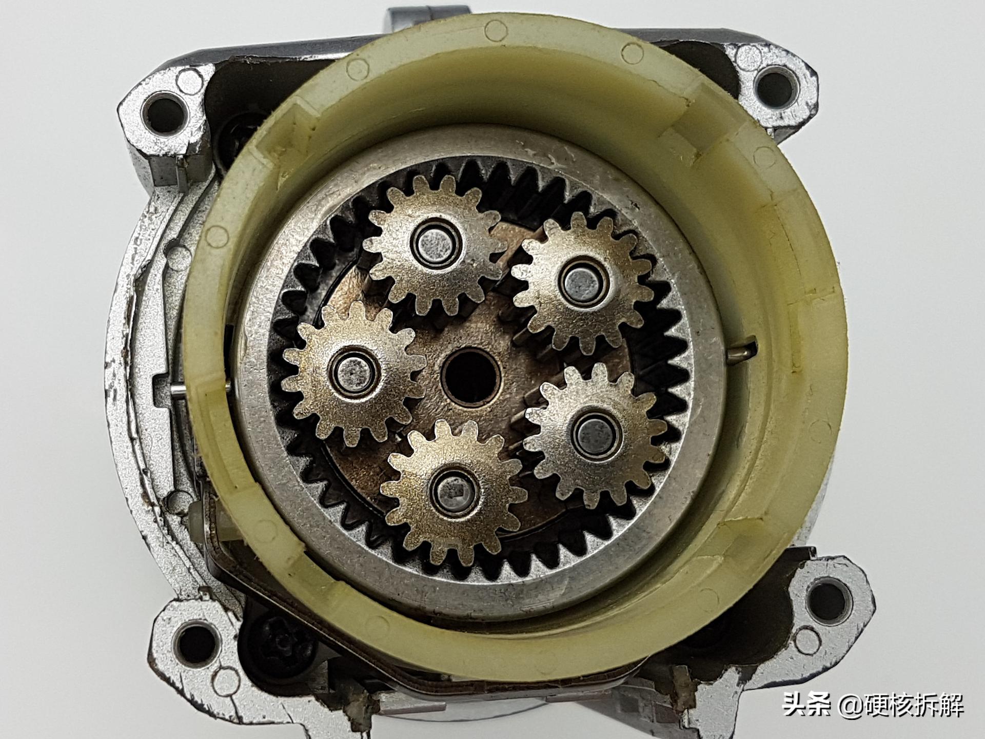 博世有刷电钻齿轮拆卸,博世电钻齿轮拆解视频