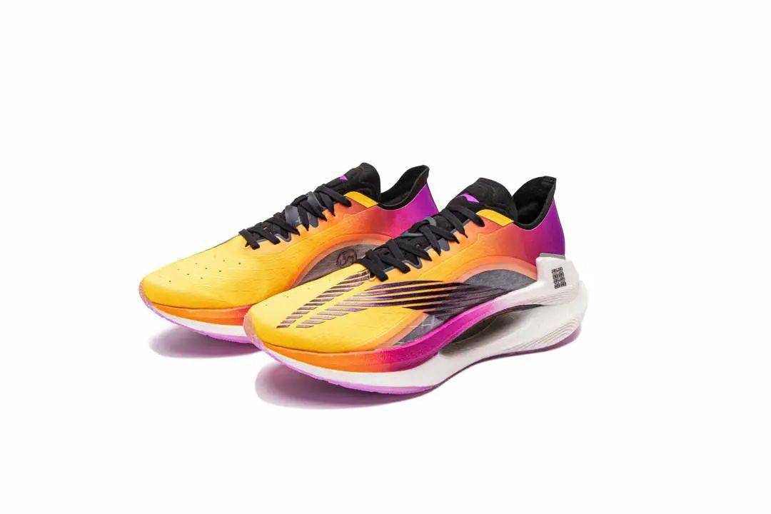 耐克脚感爆棚的鞋,耐克足力健跑步鞋