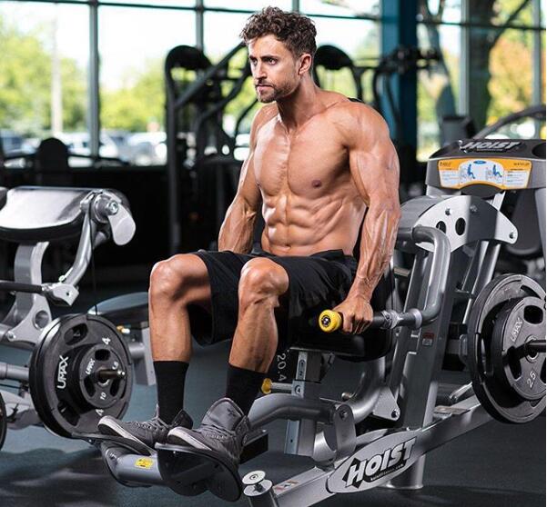 练了一年多臂围没变化,手臂一周练几次臂围增长最快