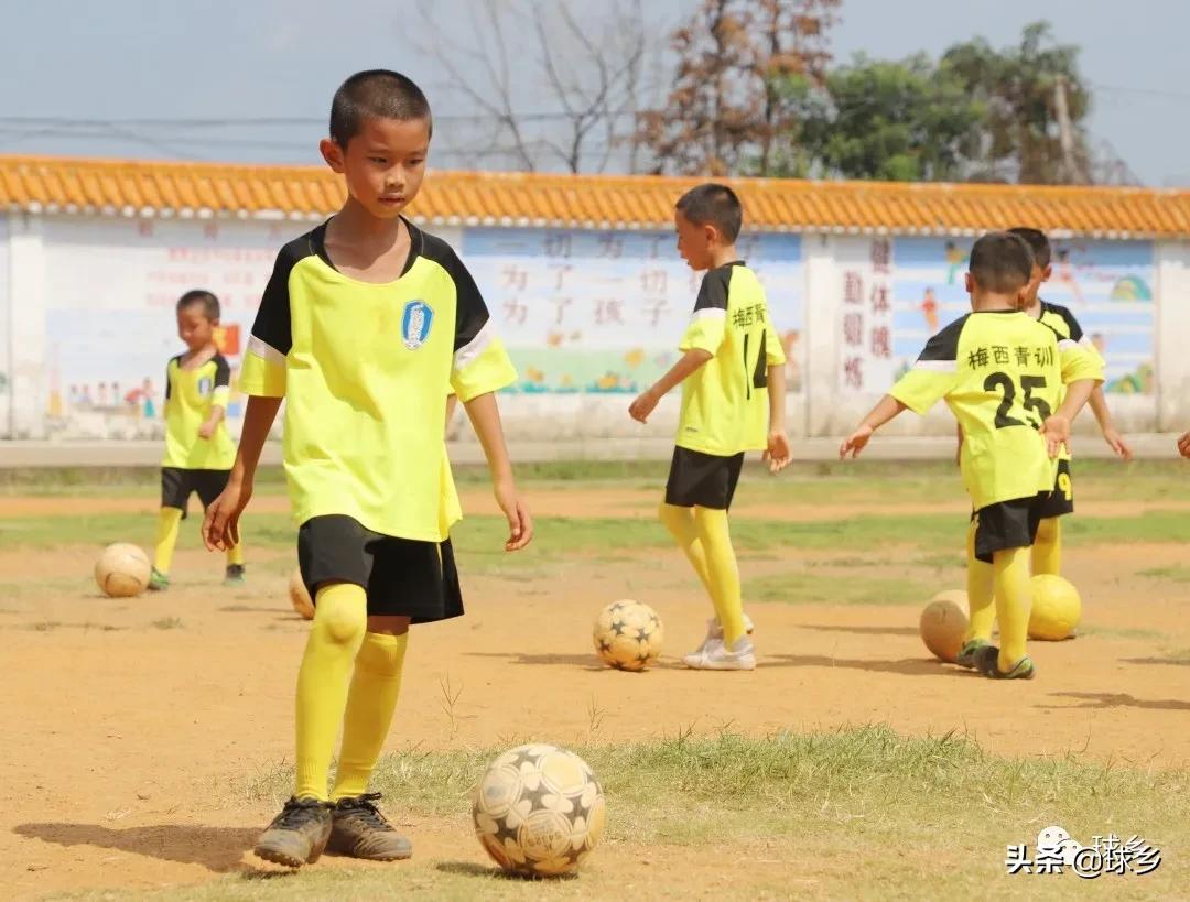 鍩哄眰瓒冲崗,鍩哄眰瓒崇悆