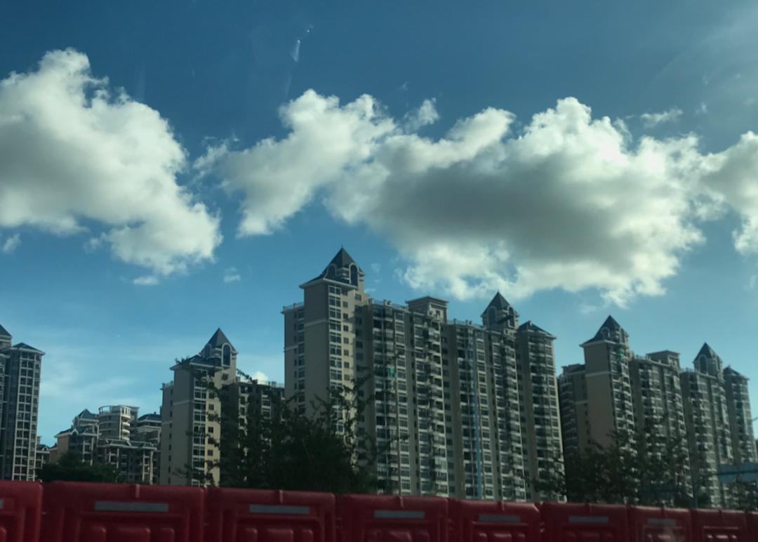 大亚湾单程通勤两小时,大亚湾买房深圳上班