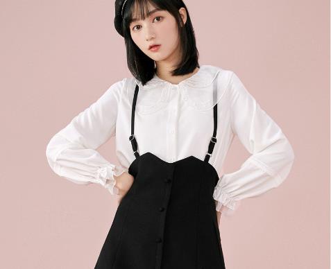 把背带裙改成包,将背带裙改成短裤