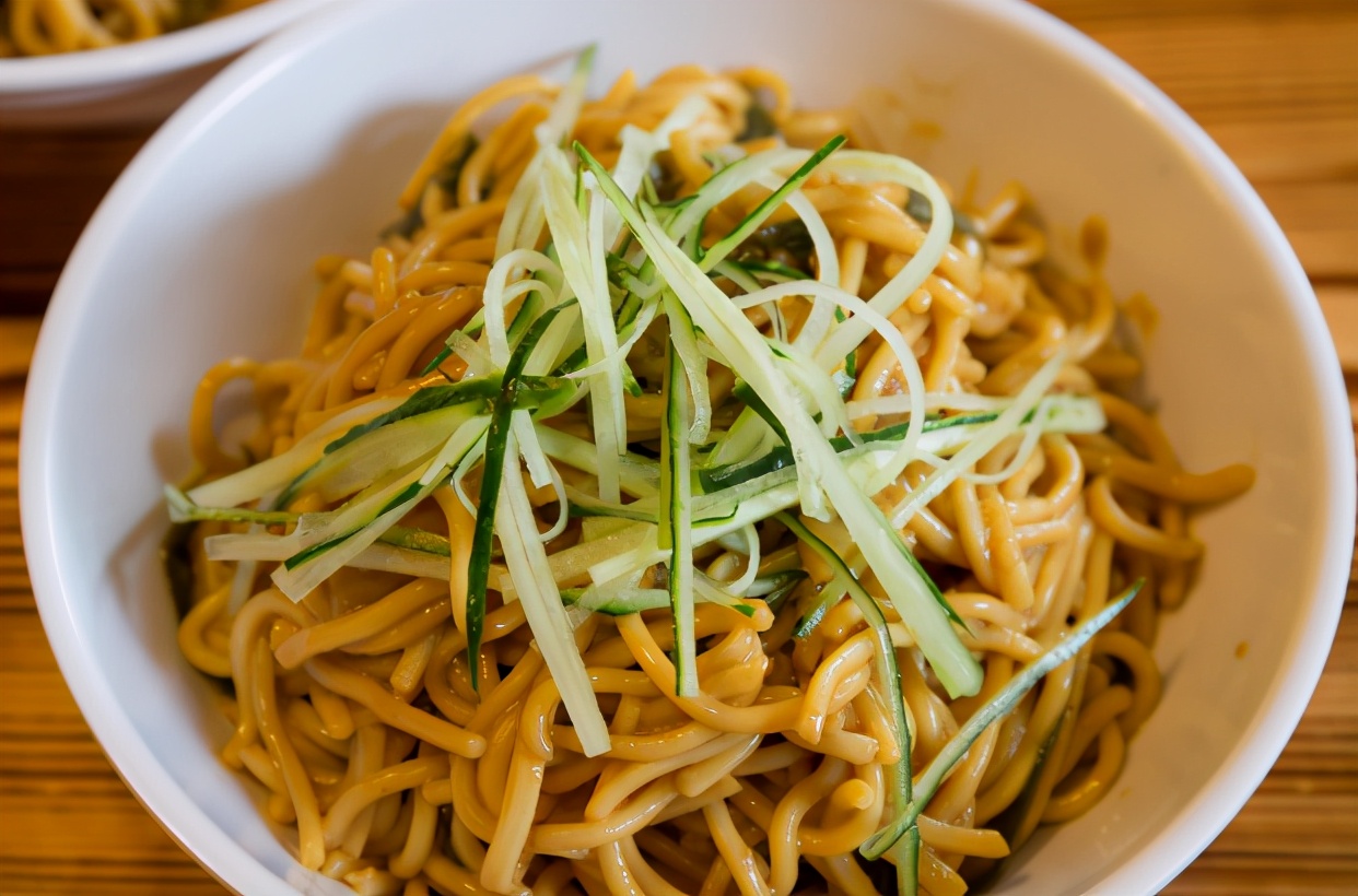 凉面怎么煮又劲道又好吃,怎么做不过凉水的凉面