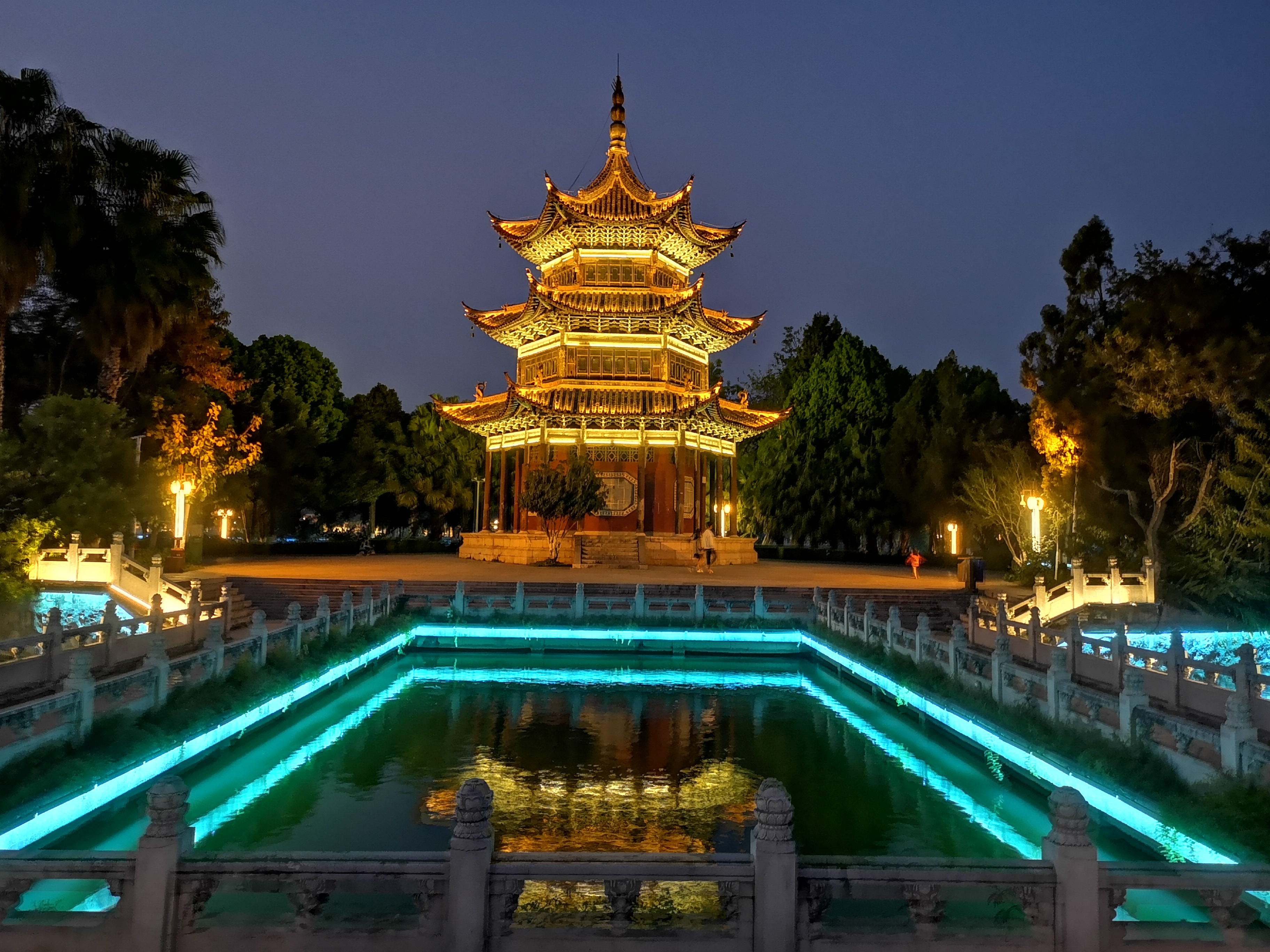 去云南旅游自驾2万元够吗,不到2000元的云南十日游