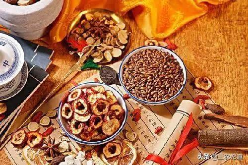 农村治狗皮肤病偏方,兽医治疗狗癣的最好方法