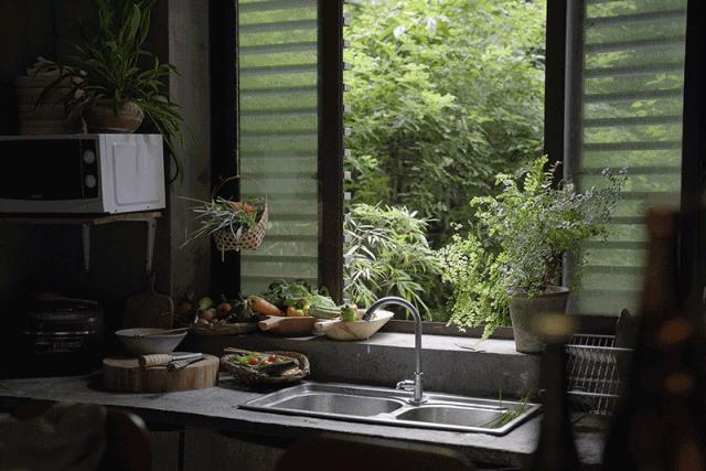 央视挖出来浙江冷门小城，小小鸭头都是世间绝味，人均100+住别墅