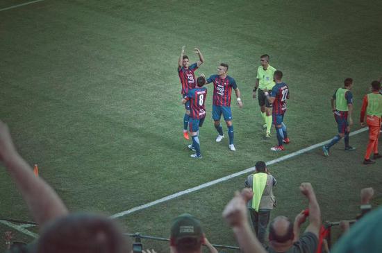 神奇！14岁男孩国家德比破门14岁时你在做什么？