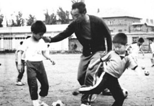 辽宁足球教父张引,足球教练张引