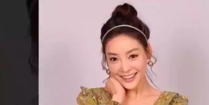 女明星被多人殴打致死,被暴打的女明星