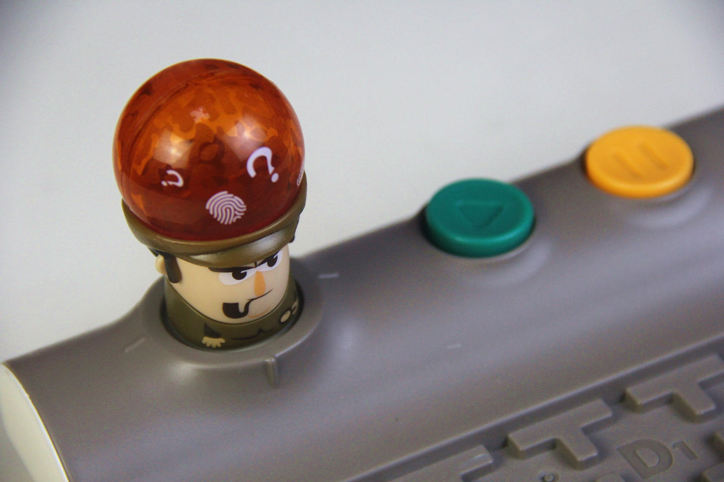 1个棋盘可以玩10种益智游戏？家长：这钱花得值