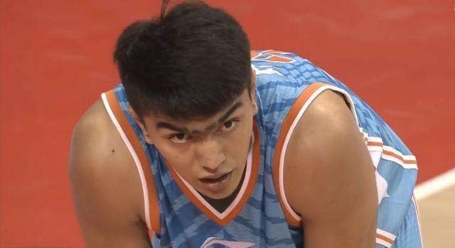 周琦pk范子铭,周琦范子铭交易