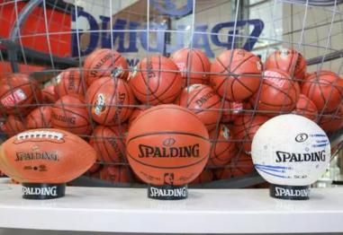 威尔胜evolution和斯伯丁tf1000,篮球选威尔胜还是斯伯丁